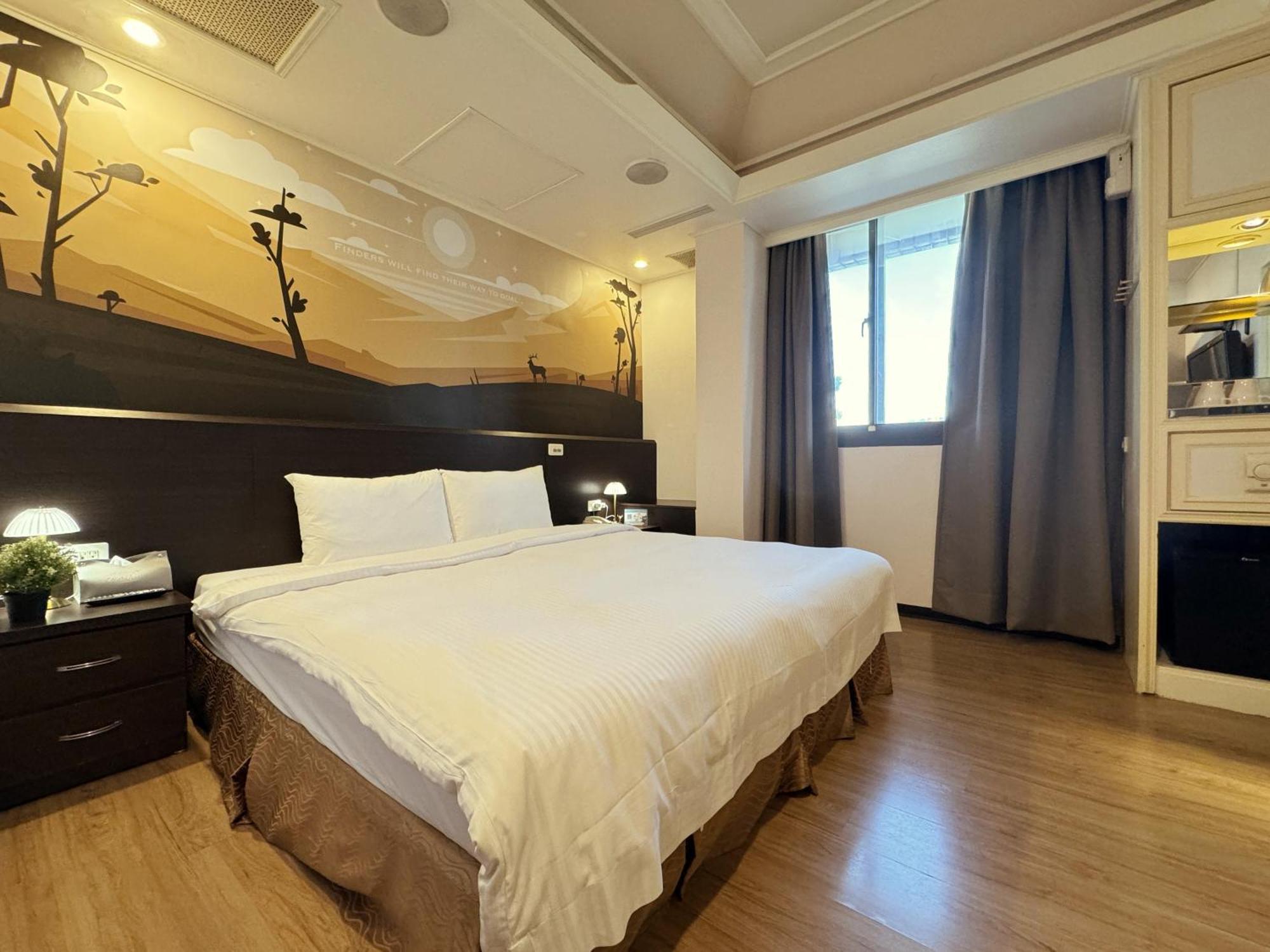 Finders Hotel Hualien Station Room photo